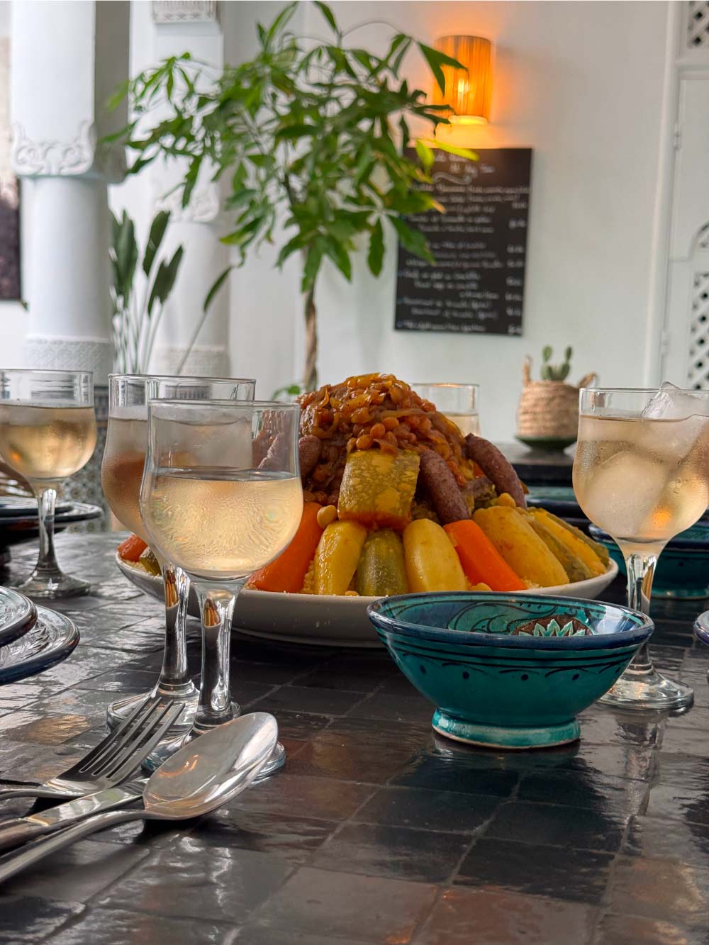 Riad-Dollar-des-Sables-table-hotes